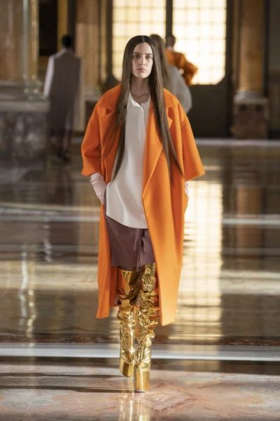 Look 41